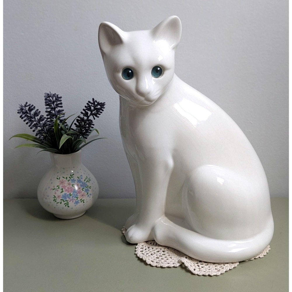 Vintage ELPA Alcobaca White Ceramic Cat Blue Eyes Portugal 11 Inch